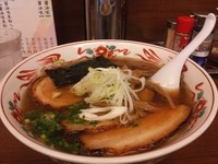 「チャーシュー麺（醤油味）大盛」@自家製麺☆宇都宮餃子 こむさしの写真
