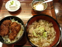 「ミニソースカツ丼うどんセット850円」@霜田の写真