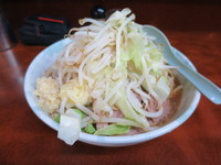 「小ラーメン 700円　＋ニンニク」@ラーメン二郎 めじろ台法政大学前店の写真