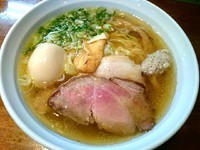 「あっさり魚出汁（塩）680円＋味玉」@はりけんラーメンの写真