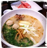 「「鴨白湯そば 880えん」「低温焼豚250えん」」@自家製麺 まかないへきるの写真