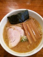 「ラーメン700円」@noodlesの写真