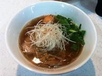 「イカした白醤油ラーメン 850円」@ラーメン星印の写真