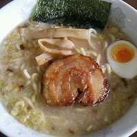 「ラーメン（昼の部、720円）」@ラーメン ひかりの写真