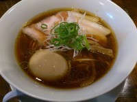 「特製醤油拉麺　￥950」@創作麺工房 鳴龍の写真