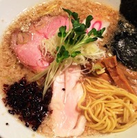 「背油正油らーめん（大盛180g）」@麺や  ふる川の写真