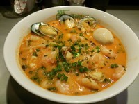 「【限定】秋野菜と魚介のトマトクリーム麺860円＋味玉」@中華蕎麦 瑞山（ZUIZAN）の写真