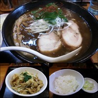 「【数量限定】和風カレーそば750円＋半ライス100円」@麺屋 鶏口の写真