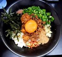 「台湾まぜそば（期間限定。800円）」@自家製麺SHINの写真