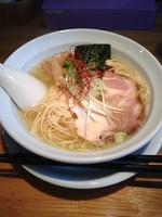 「鶏しおらーめん」@らーめん専門 うしおととりの写真