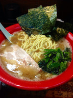 「ラーメン 中 ¥780」@横浜家系ラーメン いとし家の写真