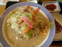 「野菜たっぷりちゃんぽん＋ピリカラ味噌３辛」@長崎ちゃんぽん リンガーハット 川崎塩浜店の写真