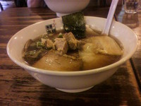 「ちゃーしゅー麺　黒」@麺屋 吉祥の写真