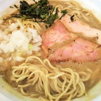 「煮干濃麺ＨＶ 塩 800円」@濃麺 海月の写真