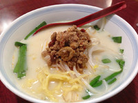 「豚骨台湾ラーメン」@台湾料理 興隆の写真