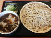 「ザルうどん＋肉汁+半熟玉子天ぷら」@福助の写真