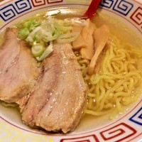 「塩らーめん＋焼餃子(650円＋350円)」@福助の写真