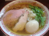 「中華そば（醤油）700円、味玉100円」@麺屋 京介の写真