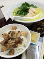 「鶏 白湯SOBA 並＋Gバター＋バターごはん～黒トリュフ醤油」@銀座 篝 ラゾーナ川崎プラザ店の写真