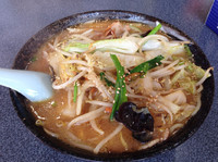 「味噌タンメン（大盛り）800円＋100円」@タンメン・ラーメン 11BANの写真