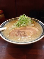 「ラーメン ➕半ライス」@拉麺 梅太郎の写真