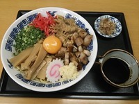 「肉玉まぜめん【夜限定】」@麺処 象山屋の写真