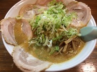 「みそチャーシューめん＋大盛（１１００円）」@麺屋 亥龍の写真