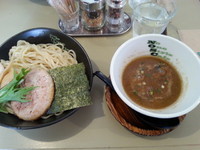 「濃厚魚介系つけ麺(L・300g)870円」@No One Style Cafeの写真