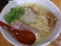 「香彩鶏だし塩らーめん 大盛り」@麺屋 翔 西新宿本店の写真