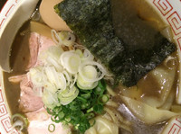 「俺の津軽。(しょうゆ)俺のトッピング。」@スタミナラーメン 馬しゃ屋の写真