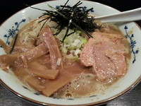 「らーめん(\850)」@麺家 かもん 連雀町店の写真