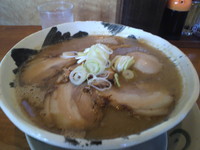 「濃厚煮干しそば」@ラーメン大地の写真