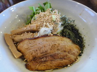 「【期間限定】鶏油あえめん」@らーめんダイニング 庵の写真