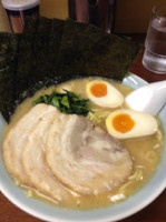 「スペシャルラーメン」@ラーメン三國家 関内店の写真