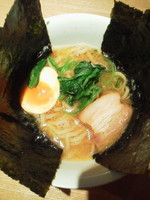 「ミニ無垢ラーメン￥570＋海苔山盛り（クーポン）」@無垢ツヴァイテの写真