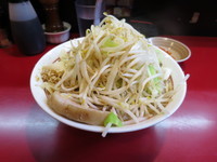 「ラーメン＋ニンニク辛揚げ」@千里眼の写真