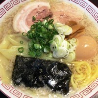 「【限定】俺の背脂（俺のトッピング付き）」@スタミナラーメン 馬しゃ屋の写真