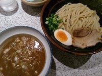 「濃厚魚介豚骨つけ麺【大盛】」@横浜家系ラーメン たくみ家 土浦阿見店の写真