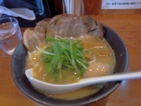 「濃厚煮干し麺 全部乗せ（１０５０円）」@麺屋 なか巌 国母店の写真