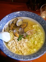 「【新店メニュー】貝出汁塩ラーメン700円」@麺処 ほん田の写真