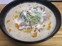 「【季節限定】豆乳とチーズの豚骨醤油ラーメン（830円）」@麺処福吉ATSUSHIの写真