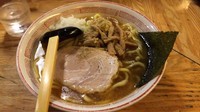 「らーめん 750円」@つけ麺屋 やすべえ 秋葉原店の写真