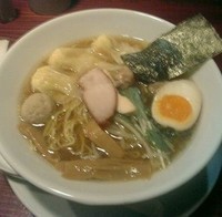 「特製ワンタン汁SOBA(ブレンドスープ＆白淡口)」@sancha 笑'zの写真