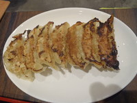 「焼餃子(セットにプラス200円)」@元祖餃子舗 珉珉 飯田橋店の写真