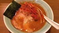 「カラフトらーめん（辛背油）半麺こってりで 700円」@麺通の写真