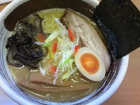 「鶏白湯塩（800円）」@濃厚ラーメン じゅんの写真