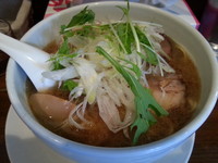 「醤油ラーメン・太麺中盛（７００円）」@麺家 彩華 池上店の写真