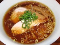 「醤油ラーメン　750円」@ラーメン屋 トイ・ボックスの写真