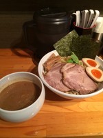 「つけ麺中800円 お得乗せ200円」@麺処あしたかの写真