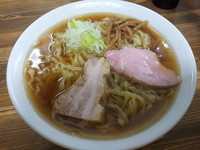 「醤油らー麺」@くじら食堂の写真
